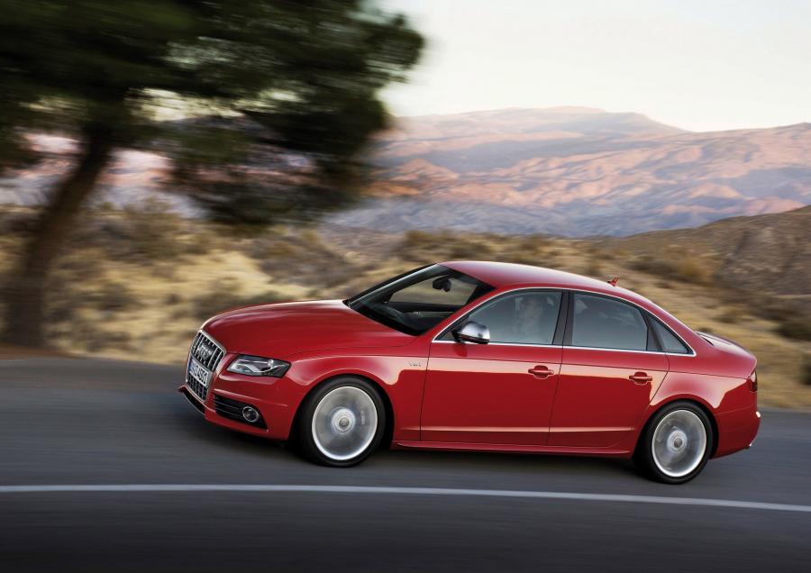  Audi S4 Sedan (B8, 8K) 2009 года  (WW) (фото 52 из 55)